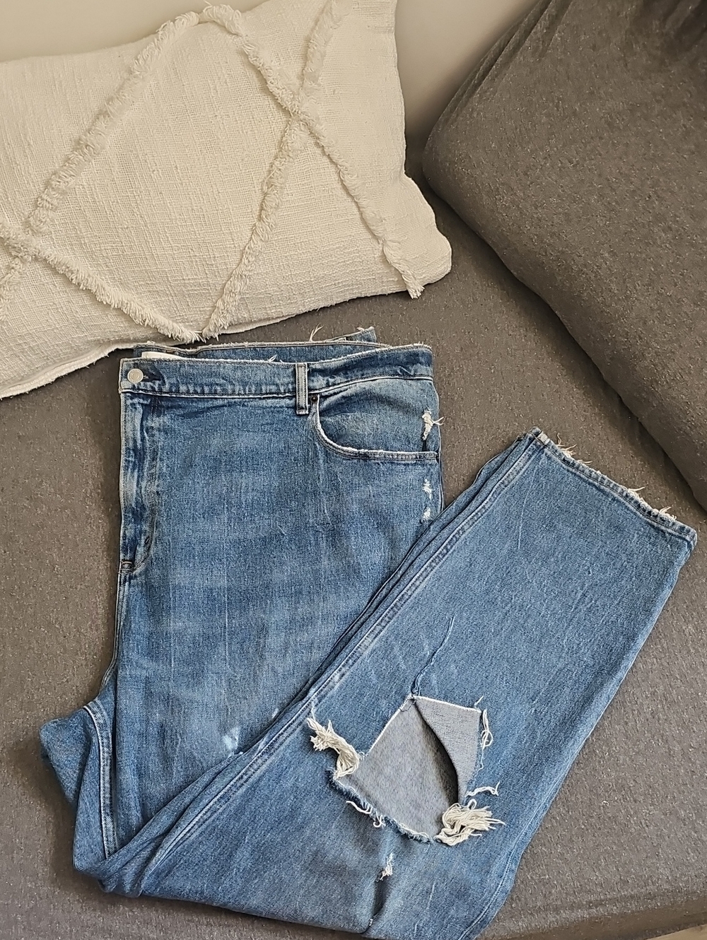 Abercrombie & Fitch Medium Blue Straight Leg Jeans with Distressed Knee